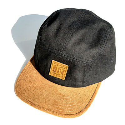 VANDALS ON HOLIDAYS 5Panel Cap FREIGHT CAMPER - black/brown