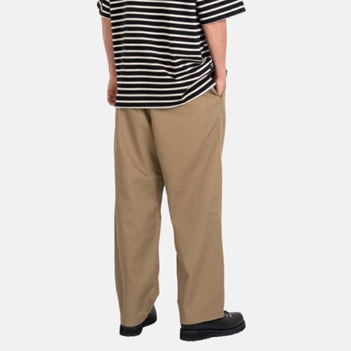 Chino-Flex-Loose-PC-dark-sand-3.jpg