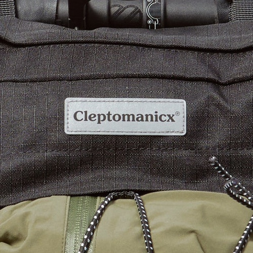 Clepto-hipbag-tapbar-black-1.jpg
