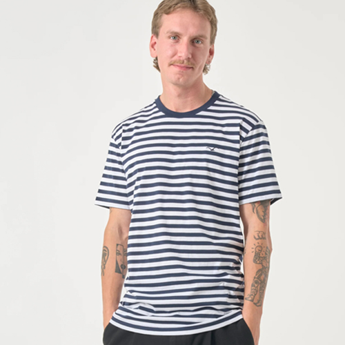 Cleptomanicx-T-Shirt-Ligull-Stripe-Sky-Captain-3.jpg