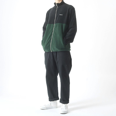 Fleece-softer-zip-black-scarab-green-4.jpg