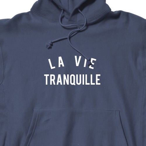 Hoody-la-vie-tranquille-navy-1.jpg