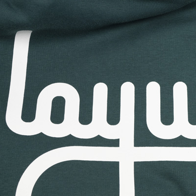 Layup-hoody-organic-logo-ocean-greenwhite-detail-1.jpg