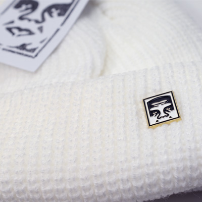 Micro-Beanie-white-detail1.jpg