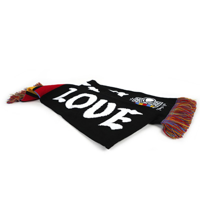 Mtn-love-graffiti-scarf-2.jpg