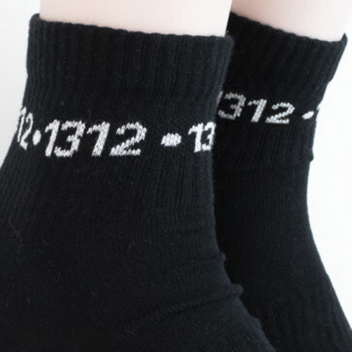 Quarter-socks-1312-circle-black-1.jpg