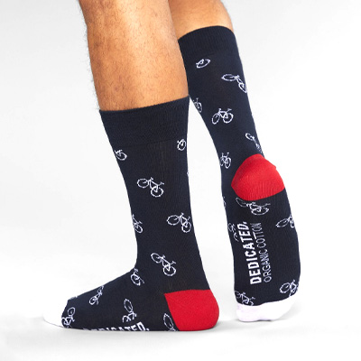 Socken-sigtuna-bike-pattern-navy-2.jpg