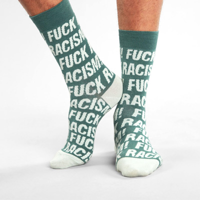 Socken-sigtuna-fuck-racism-pattern-forestgreen-3.jpg