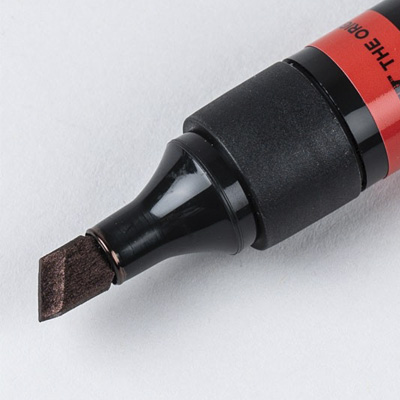 Tagger-speedflow-chisel-marker-2-6mm-black-4.jpg