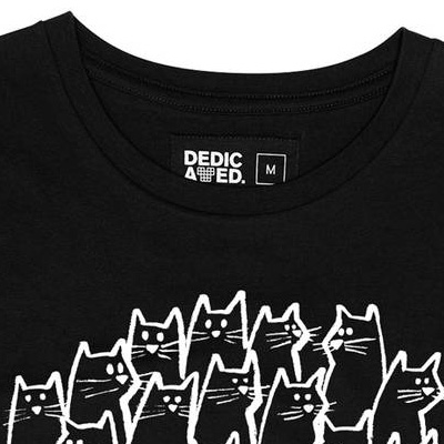 Tshirt-cat-crowd-black-1.jpg