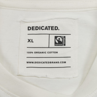 Tshirt-stockholm-beach-honey-white-detail-1.jpg