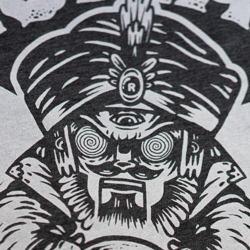 Tshirt-zoltar-dark-grey-detail-1.jpg