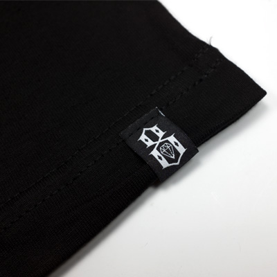 downthehatch-tshirt-blk-detail3.jpg