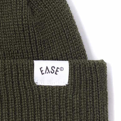 ease-beanie-green-2.jpg