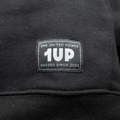 hoody-1up-let-lose-black-detail-01.jpg