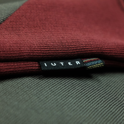 iuter-sweater-parquet-multi-bordeaux-detail1.jpg