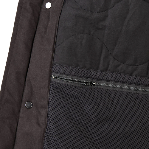 larum-winterjacke-clepto-black-03.jpg