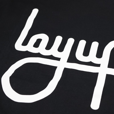 layup-girl-shirt-black-white-detail-1.jpg