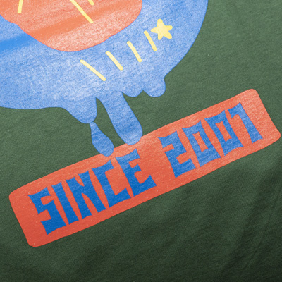 layup-t-shirt-since-2001-bottlegreen-detail-02.jpg