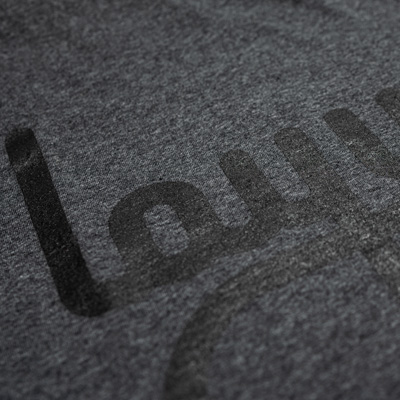 layup-tshirt-blackheather-black-detail1.jpg