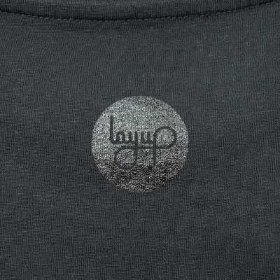 layup-tshirt-logo-organic-back-black-black-detail-1.jpg