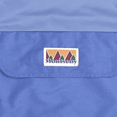 montsenyterra-packableanorak-detail1.jpg