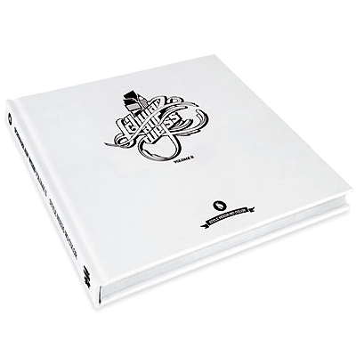schwarz-auf-weiss-2-buch-style-color.jpg
