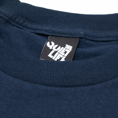 serif-t-navy-detail2.jpg