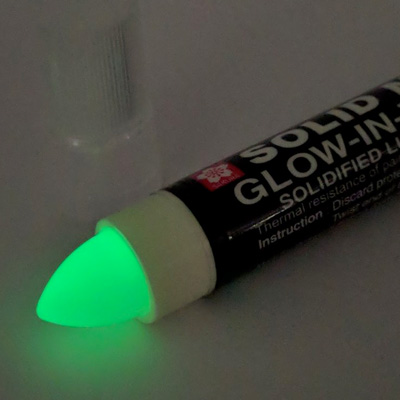 solidmarket-glow-inthe-dark2.jpg