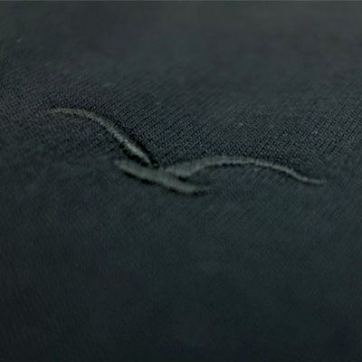 sweater-ligull2-black-detail1.jpg