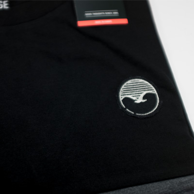 t-shirt-fifty-fifty-patch-black-detail2.jpg