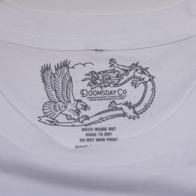 tshirt-pain-1666-xerografa-no-2-white-detail-1.jpg